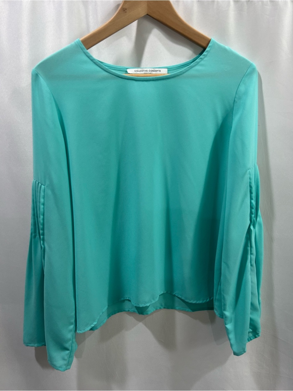 Collective Concepts Teal/Turquoise Long-Sleeve Blouse pleated bell sleeves LN